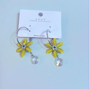 Super Cute Yellow Flower Earring